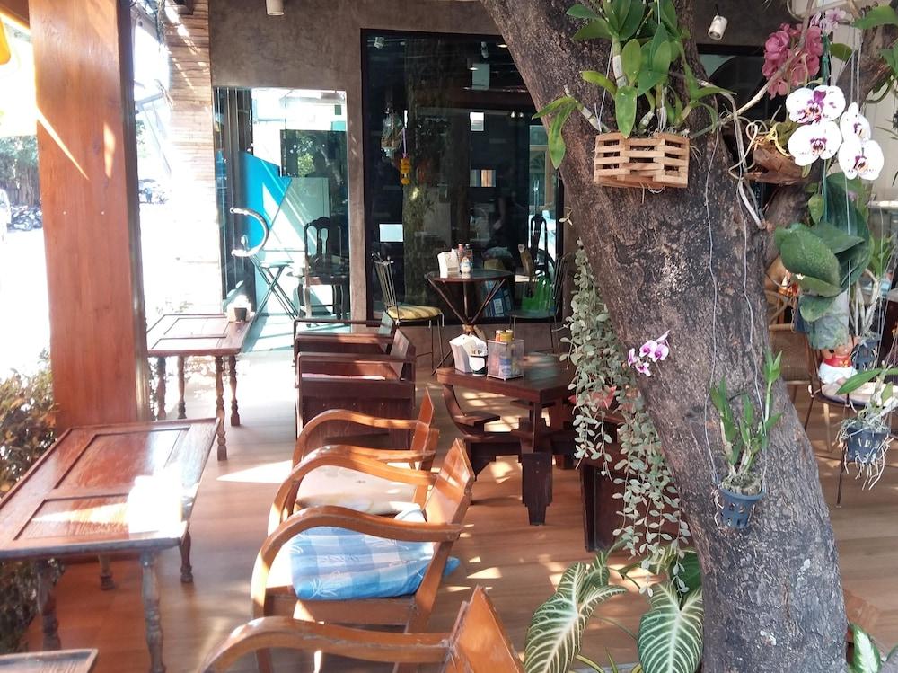 Lanna Tree Boutique Hotel Чиангмай Экстерьер фото