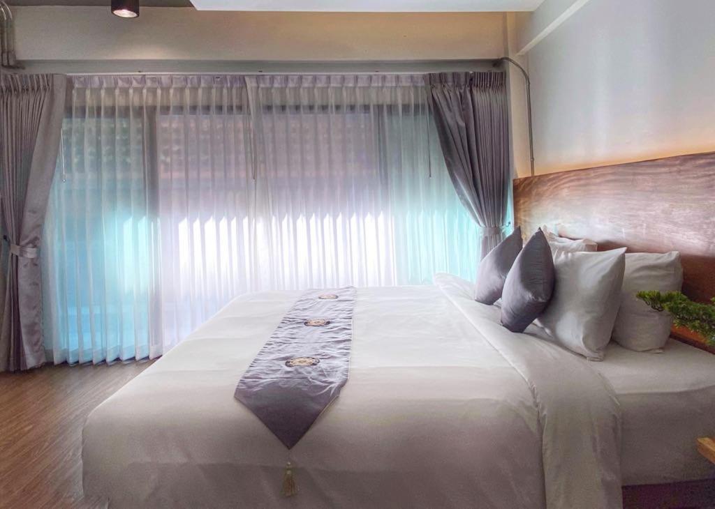 Lanna Tree Boutique Hotel Чиангмай Номер фото
